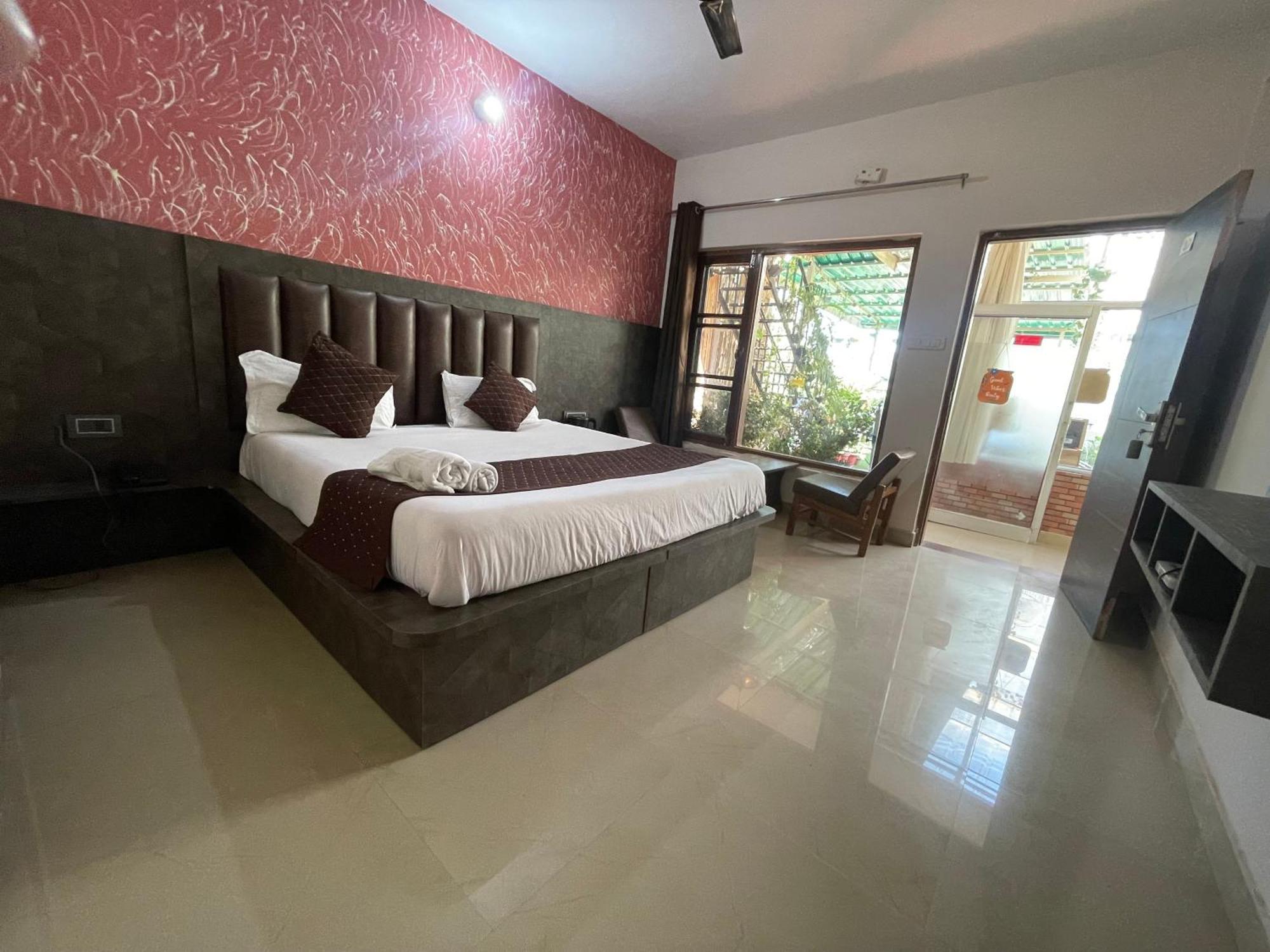 เดอะ แพนด้า Hotel ดารัมซาลา ภายนอก รูปภาพ